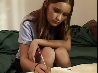 GiveMePinks Tina Hot gratis extreme sexfilms neukt haar poesje en kontje met haar nieuwe seksspeeltjes
