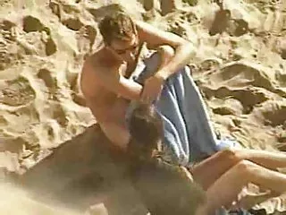 Gay wordt ruw in zijn langesexfilms kont geneukt