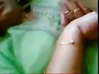 Harige mama speelt met haar gratis sex film hd rubberen speelgoed