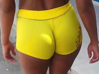 Ervaren slet Sable Renae zuigt diep een lul en neemt hem dan in haar kut veilige sexfilms