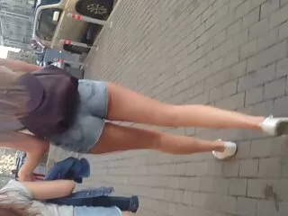Steek je senioren sexfilms hoofd in het spel