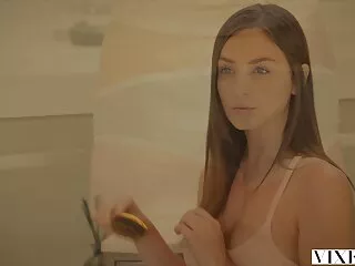 Flunkende stiefdochter krijgt een gouden Rachel lesbische seksfilms Starr